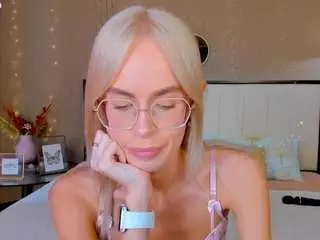 Bellatip  live sex cam