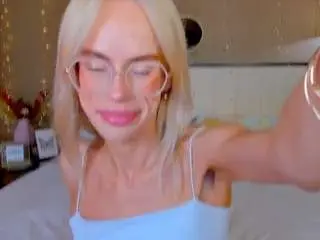 Bellatip  live sex cam