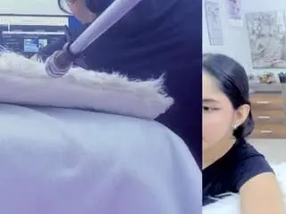 Emily-philip  live sex cam