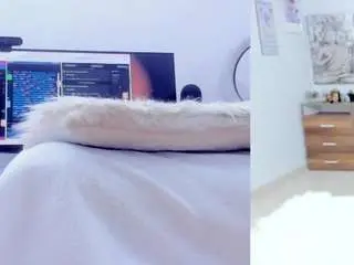 Emily-philip  live sex cam