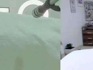 Emily-philip  live sex cam