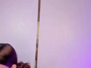 Emmihops  live sex cam