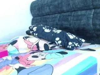 Kimcloe  live sex cam