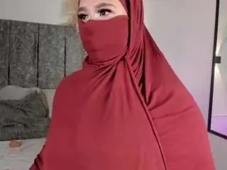 Lunasilk  live sex cam