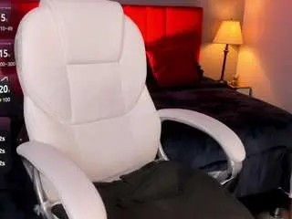 Vaiiolett-t  live sex cam