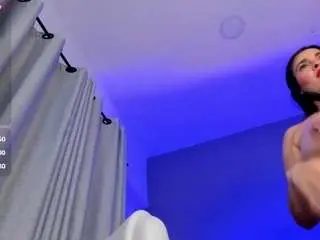 Vaiiolett-t  live sex cam