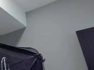 Vaiiolett-t  live sex cam