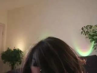 Elvinaclagg  live sex cam