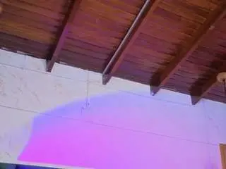 Emilia-monroee  live sex cam