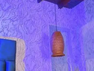 Emilia-monroee  live sex cam