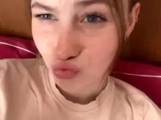Emiliegansen  live sex cam