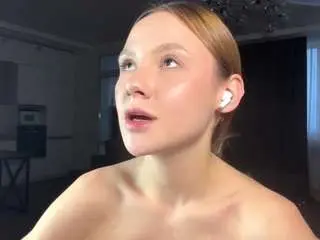 Gwennselvy  live sex cam