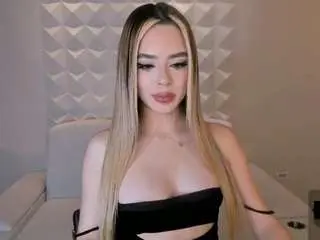 Juanitaclay  live sex cam