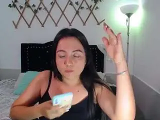 Naughtygirlmmm  live sex cam