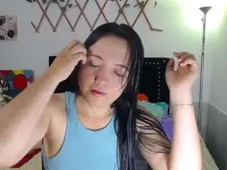 Naughtygirlmmm  live sex cam