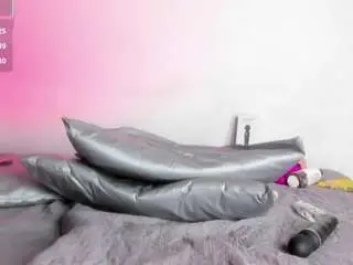 Kim921xd  live sex cam