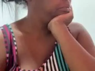 Kitty-kash  live sex cam