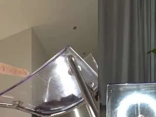 Michelebrooks  live sex cam