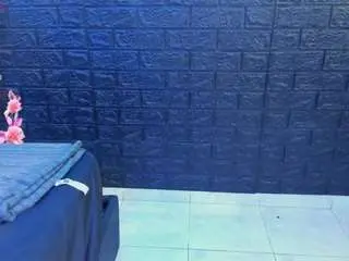 Queenjen  live sex cam
