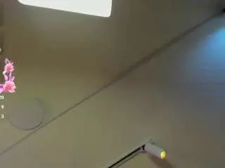 Queenjen  live sex cam
