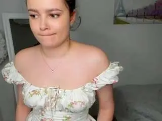 Rizzcaprice  live sex cam