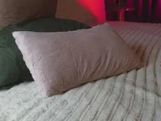 Bananili  live sex cam