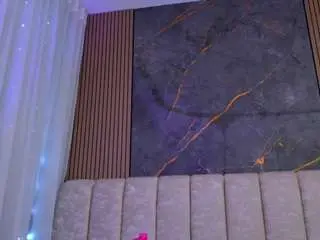 Carol-jc  live sex cam
