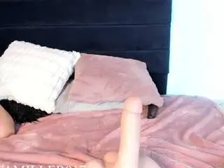 Eva-miller7  live sex cam