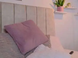 Eva-miller7  live sex cam