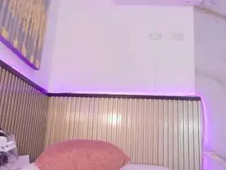 Scarlet-vixen  live sex cam