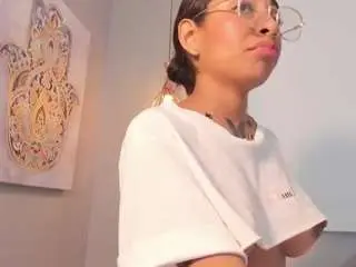 Scarlet-vixen  live sex cam