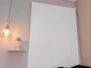 Scarlet-vixen  live sex cam
