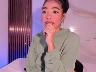 Scarlet-vixen  live sex cam