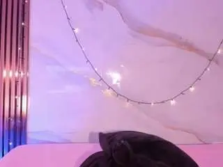 Scarlet-vixen  live sex cam