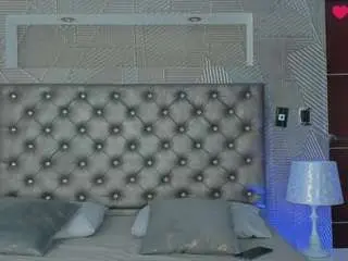 Valerydiamondx  live sex cam