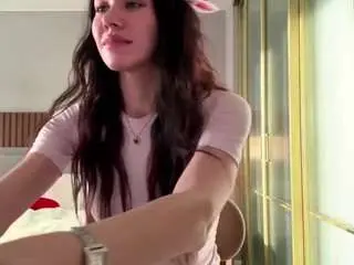 Aisha-eilish  live sex cam