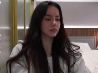 Aisha-eilish  live sex cam