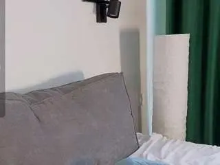 Aisha-eilish  live sex cam