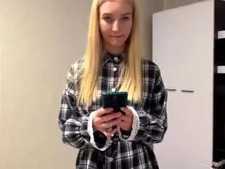 Colettebasinski  live sex cam