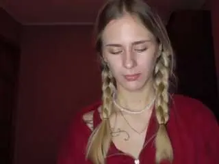 Katelinmuskelly  live sex cam