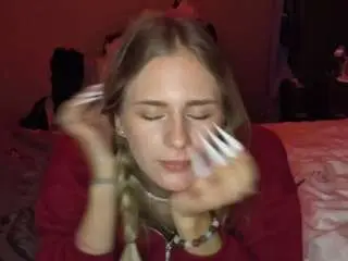 Katelinmuskelly  live sex cam