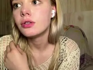 Charadeatherage  live sex cam