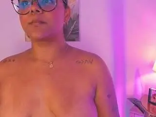 Chelseea-bluey  live sex cam