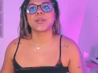 Chelseea-bluey  live sex cam
