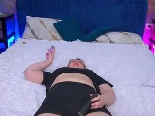 Cooltatiss  live sex cam