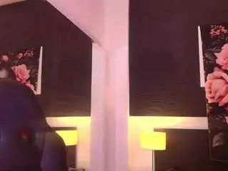 Evaafoxxy  live sex cam