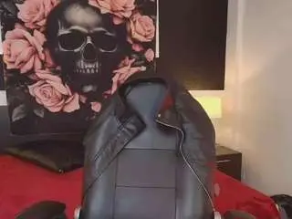 Evaafoxxy  live sex cam