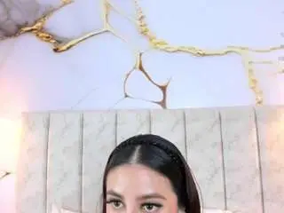 Laurasmith-1  live sex cam