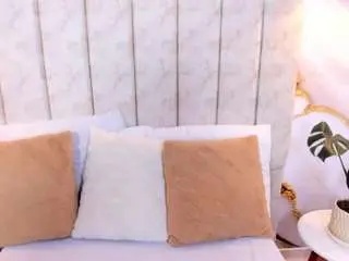 Laurasmith-1  live sex cam