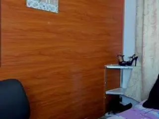 Victoria-lorens  live sex cam